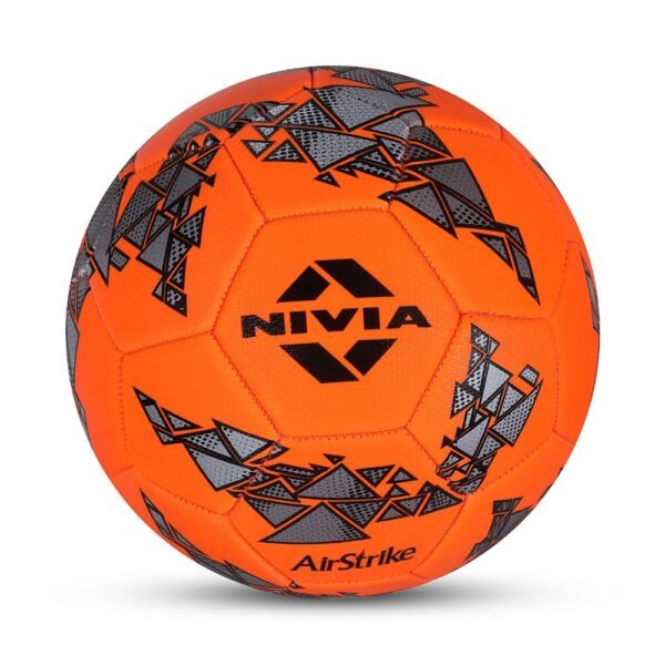 NIVIA FOOTBALL AIR STRIKE - Image 5